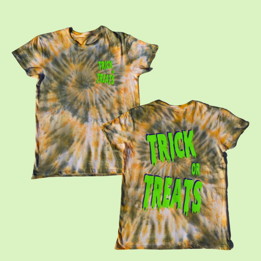 Camiseta Tye-Dye "Trick or treats"