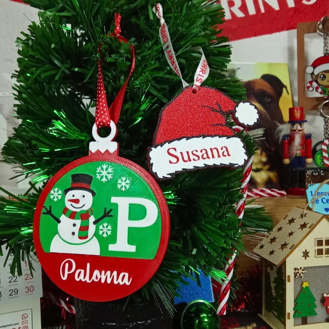 Bola de navidad personalizada Gnomo/Muñeco de nieve con nombre - Product Image