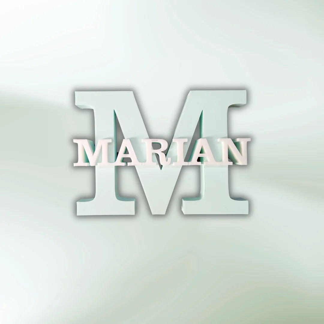 Nombre con inicial 3D - Product Image